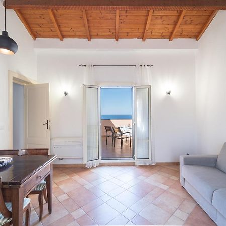 Sea Front Terrace Marco Polo Apartment Alghero Luaran gambar