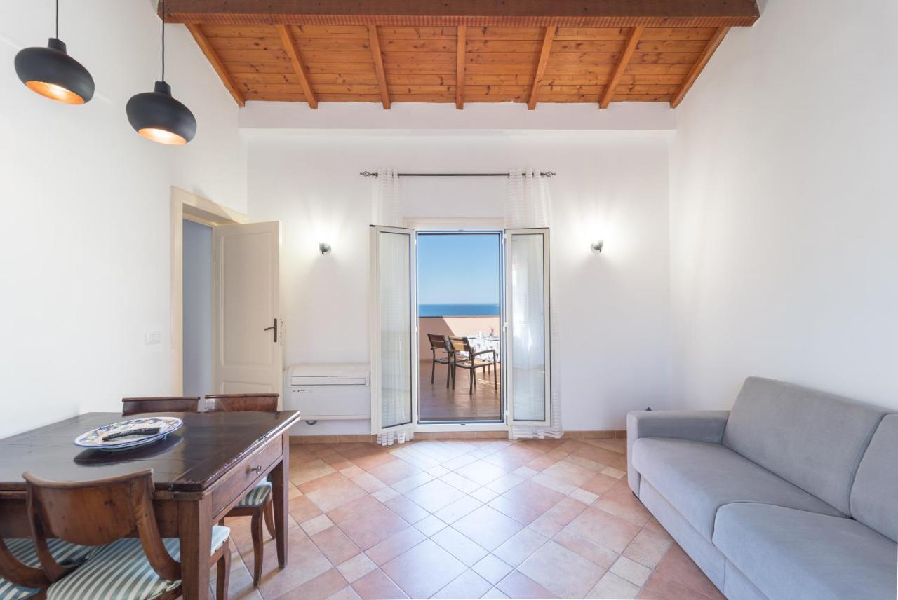 Sea Front Terrace Marco Polo Apartment Alghero Luaran gambar